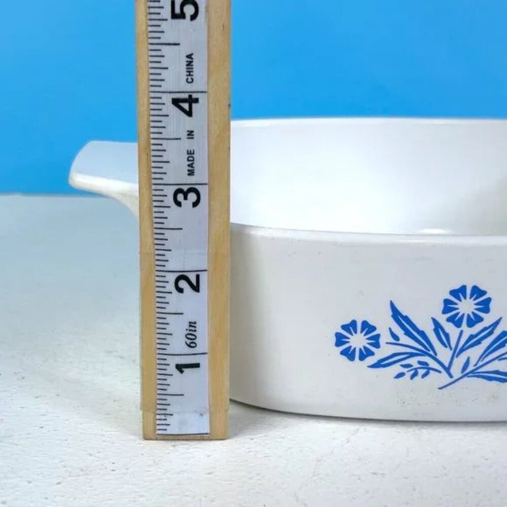 Vintage Corning (A-2-B) 2 Liter Blue Cornflower Casserole Dish - Picture 5 of 5